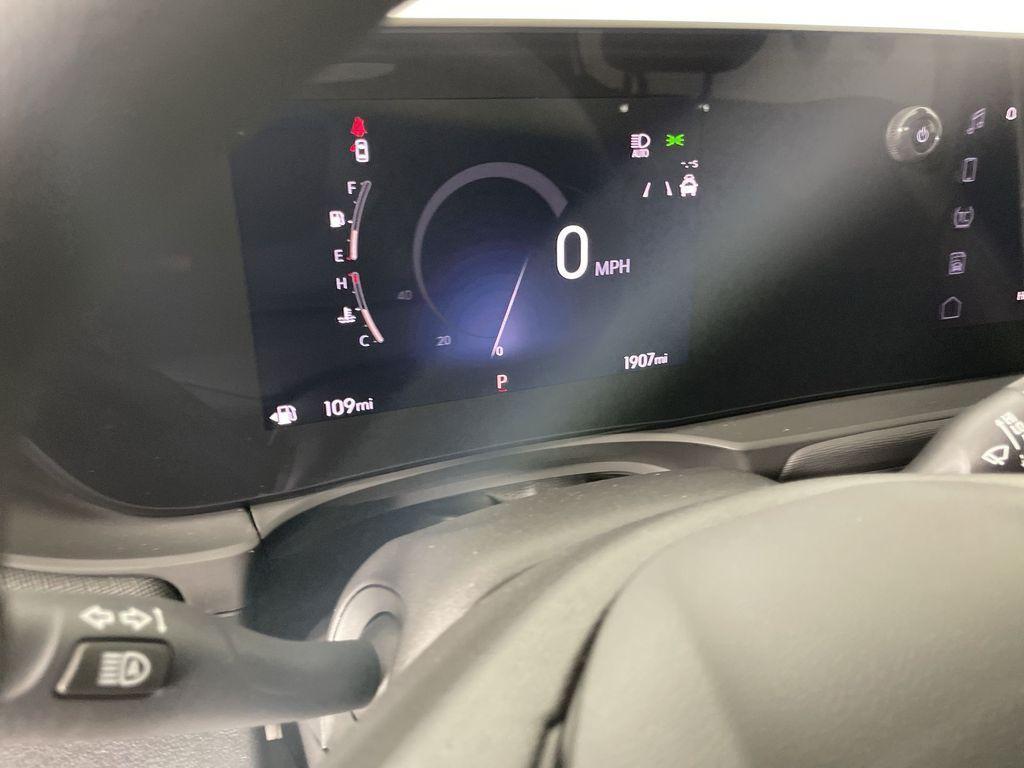 used 2025 Buick Envista car, priced at $28,000
