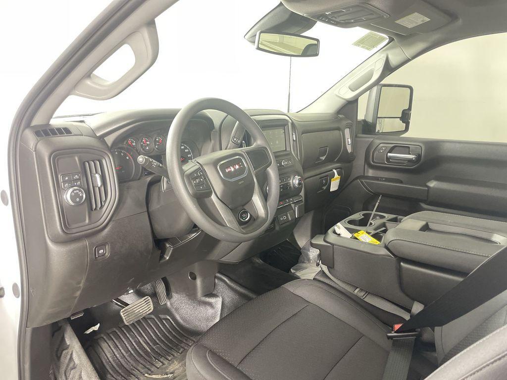 new 2025 GMC Sierra 2500 car, priced at $48,883