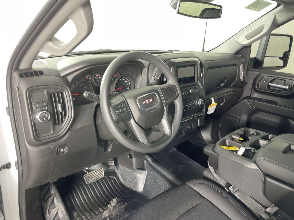 new 2025 GMC Sierra 2500 car, priced at $48,883
