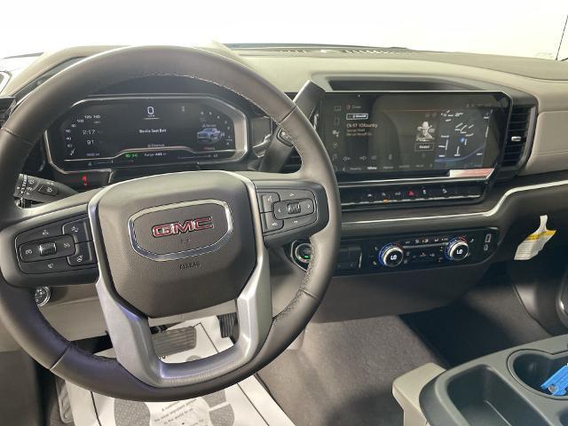 new 2024 GMC Sierra 1500 car, priced at $55,925