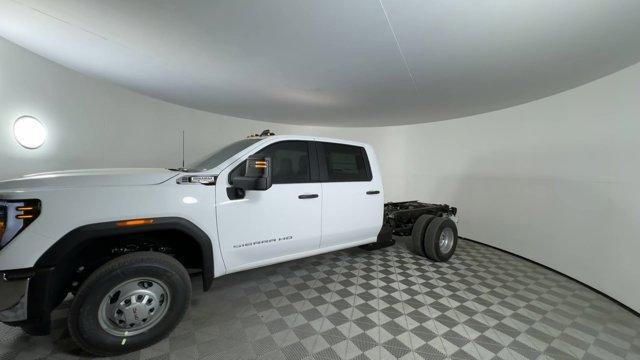 new 2024 GMC Sierra 3500 car, priced at $65,583