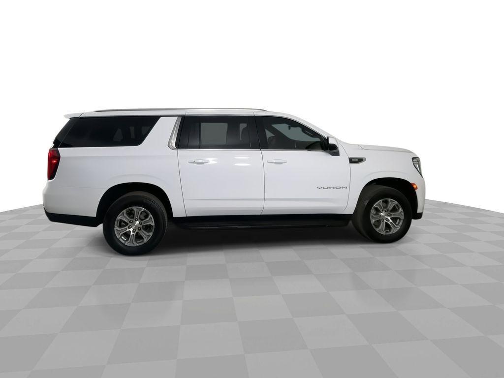 used 2024 GMC Yukon XL car, priced at $61,900