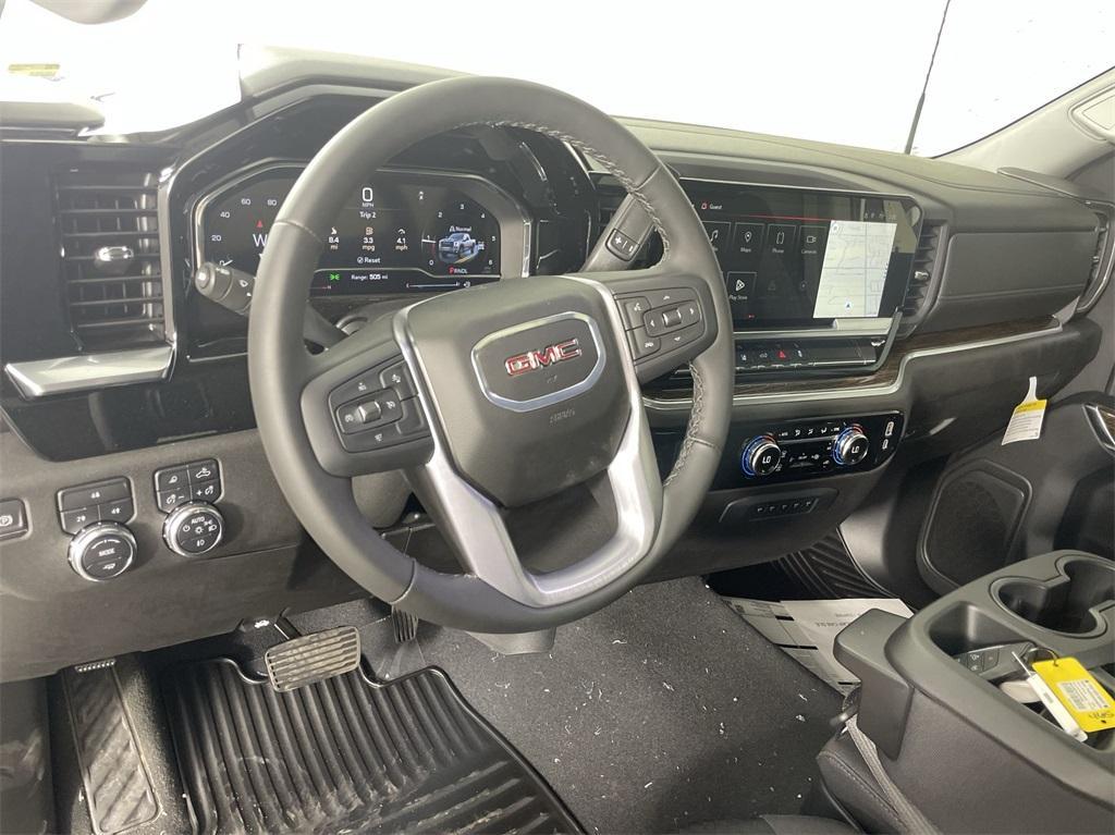 new 2024 GMC Sierra 2500 car, priced at $67,640
