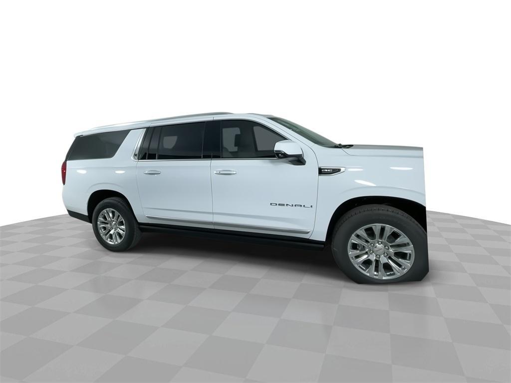 new 2024 GMC Yukon XL car, priced at $94,090