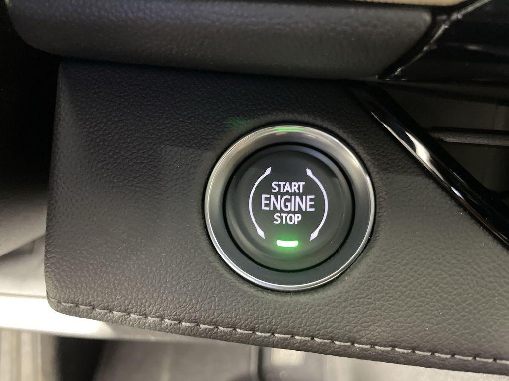 used 2025 Buick Enclave car, priced at $37,088