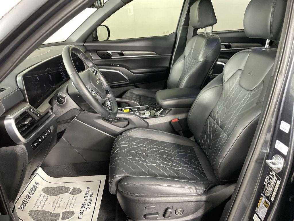 used 2024 Kia Telluride car, priced at $44,937