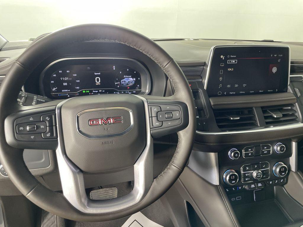 used 2023 GMC Yukon car, priced at $62,411