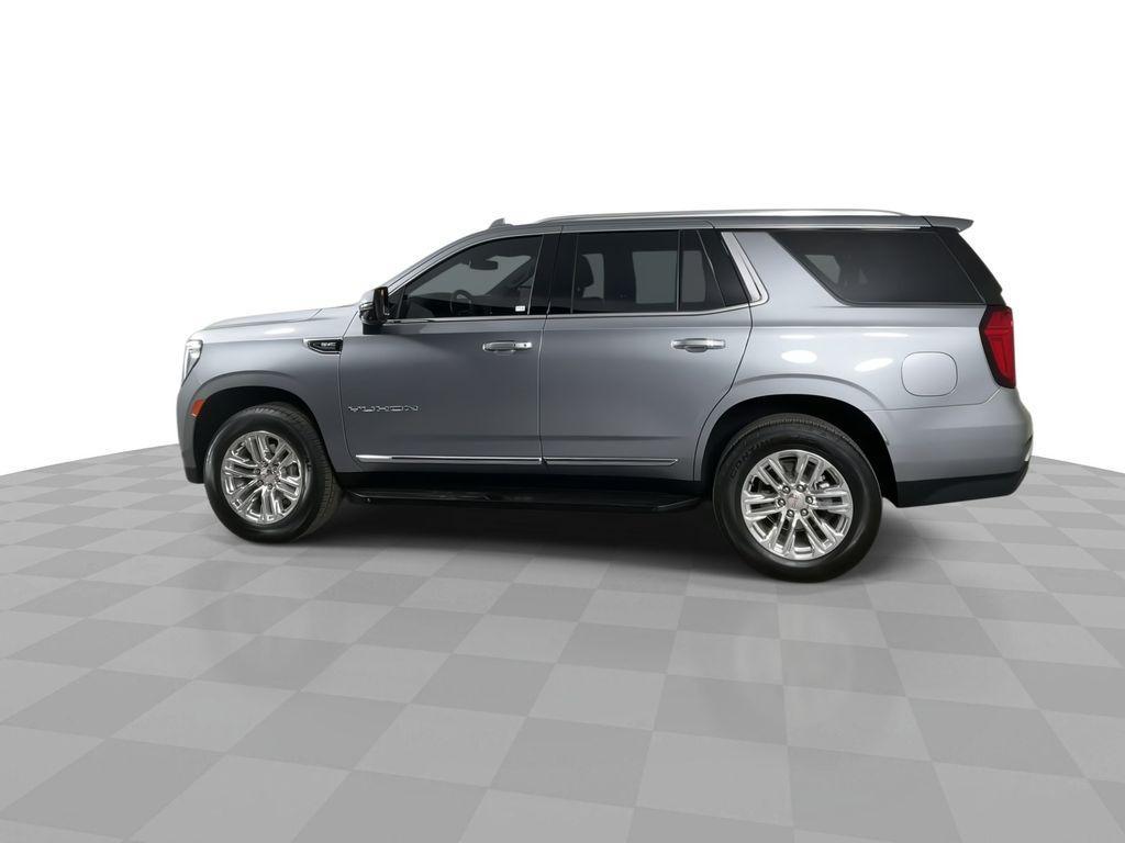 used 2024 GMC Yukon car, priced at $64,574