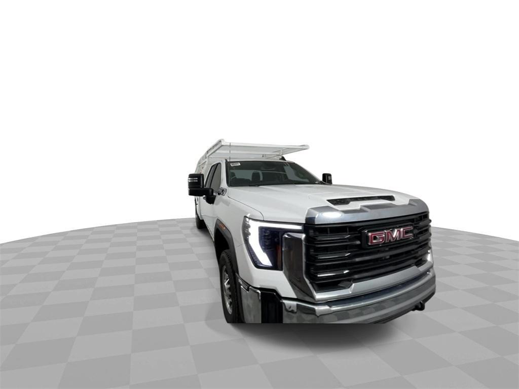 new 2024 GMC Sierra 2500 car, priced at $64,261