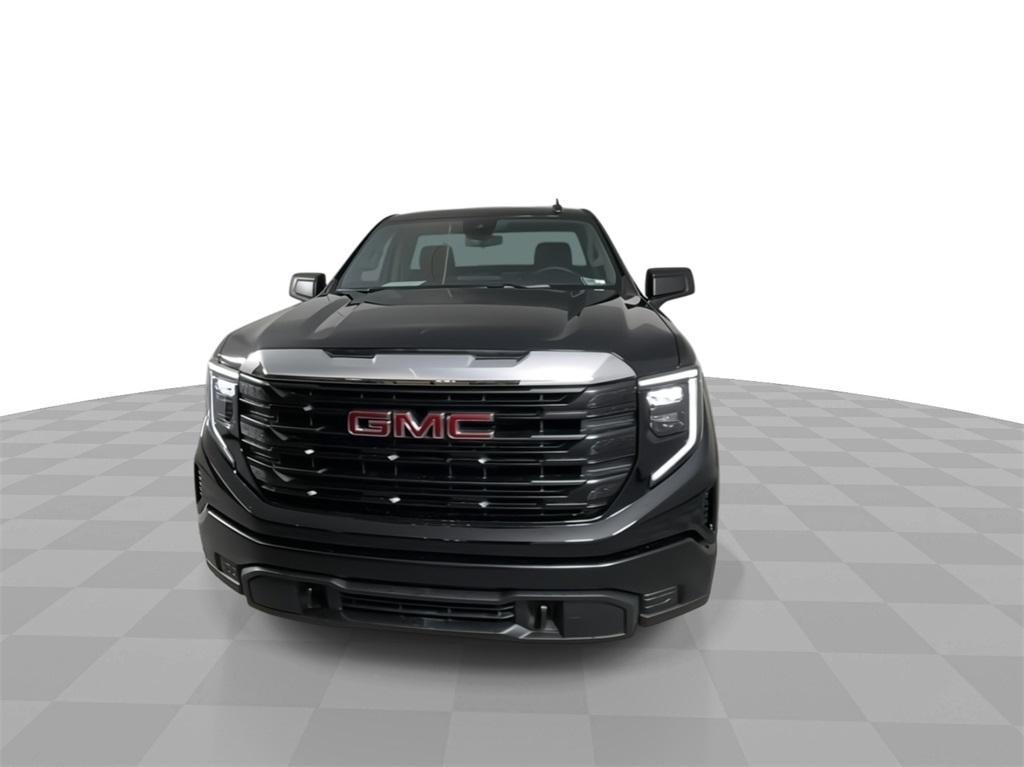 new 2025 GMC Sierra 1500 car, priced at $39,386