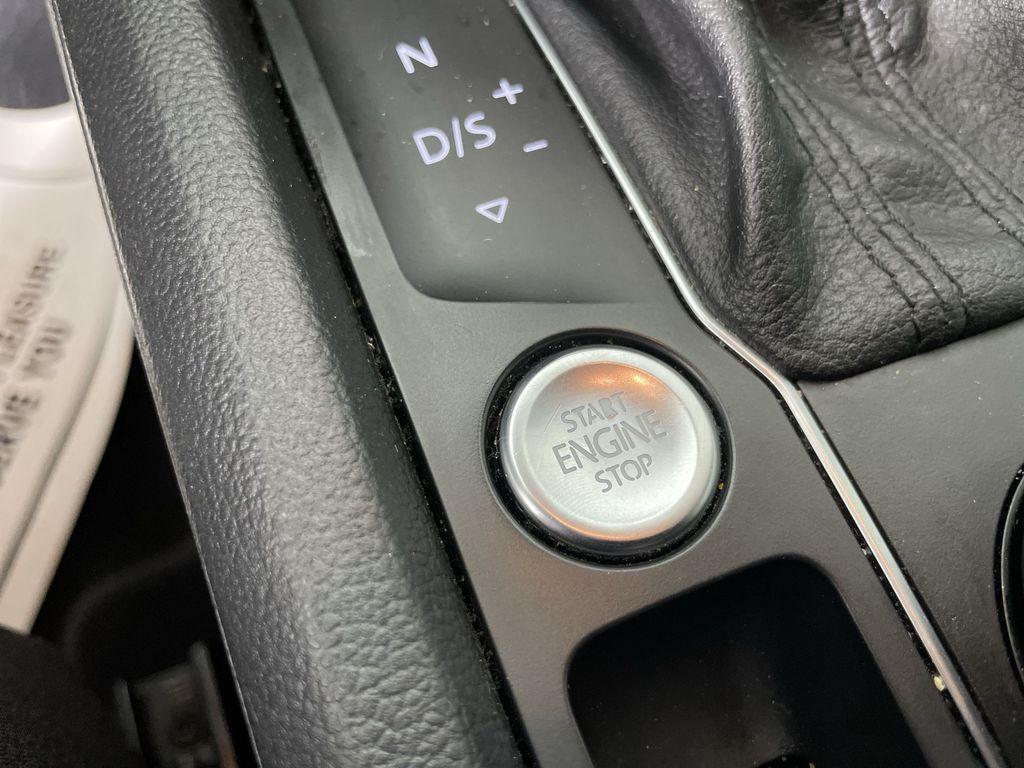 used 2019 Volkswagen Atlas car, priced at $20,938