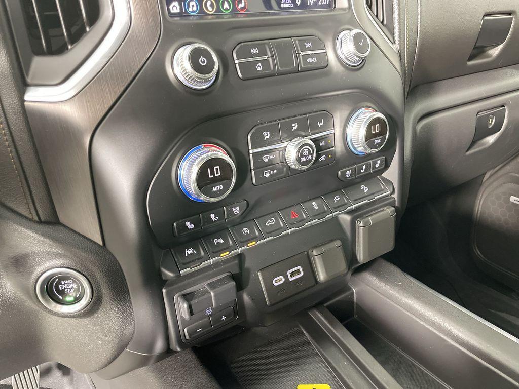 used 2019 GMC Sierra 1500 car, priced at $43,232