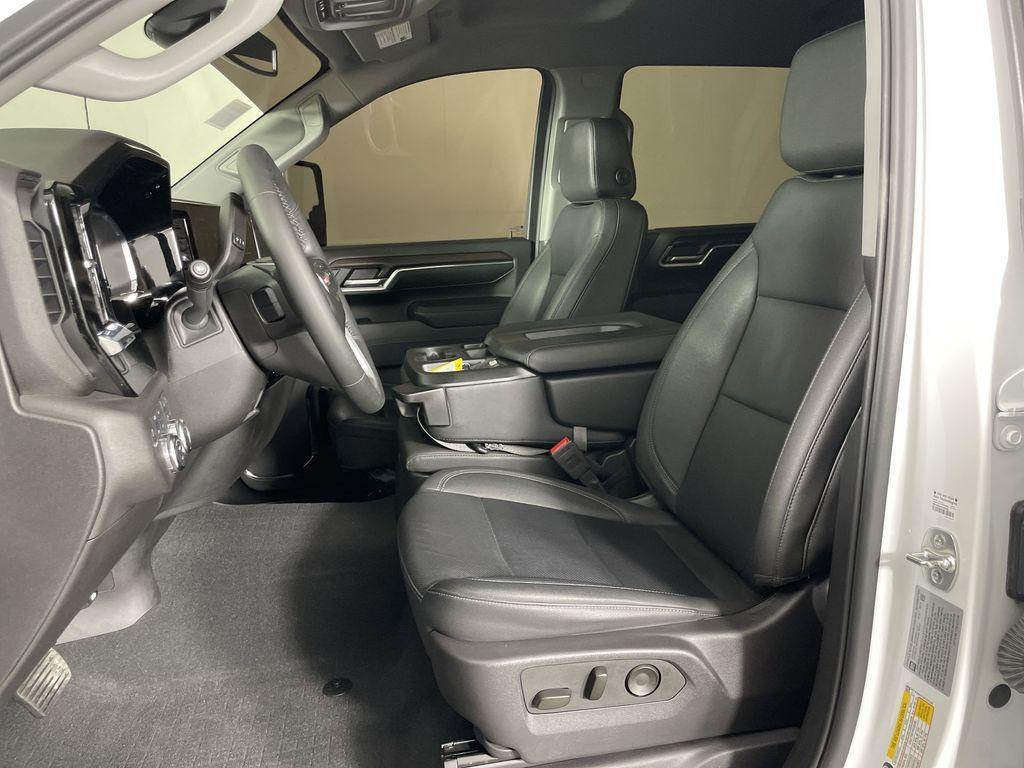 used 2025 GMC Sierra 2500 car, priced at $74,529