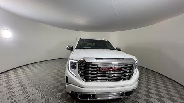 new 2024 GMC Sierra 1500 car, priced at $71,400