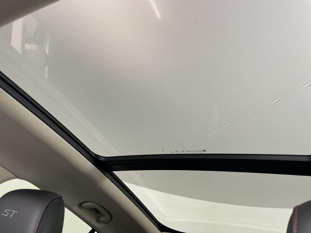 used 2023 Buick Envision car, priced at $30,782
