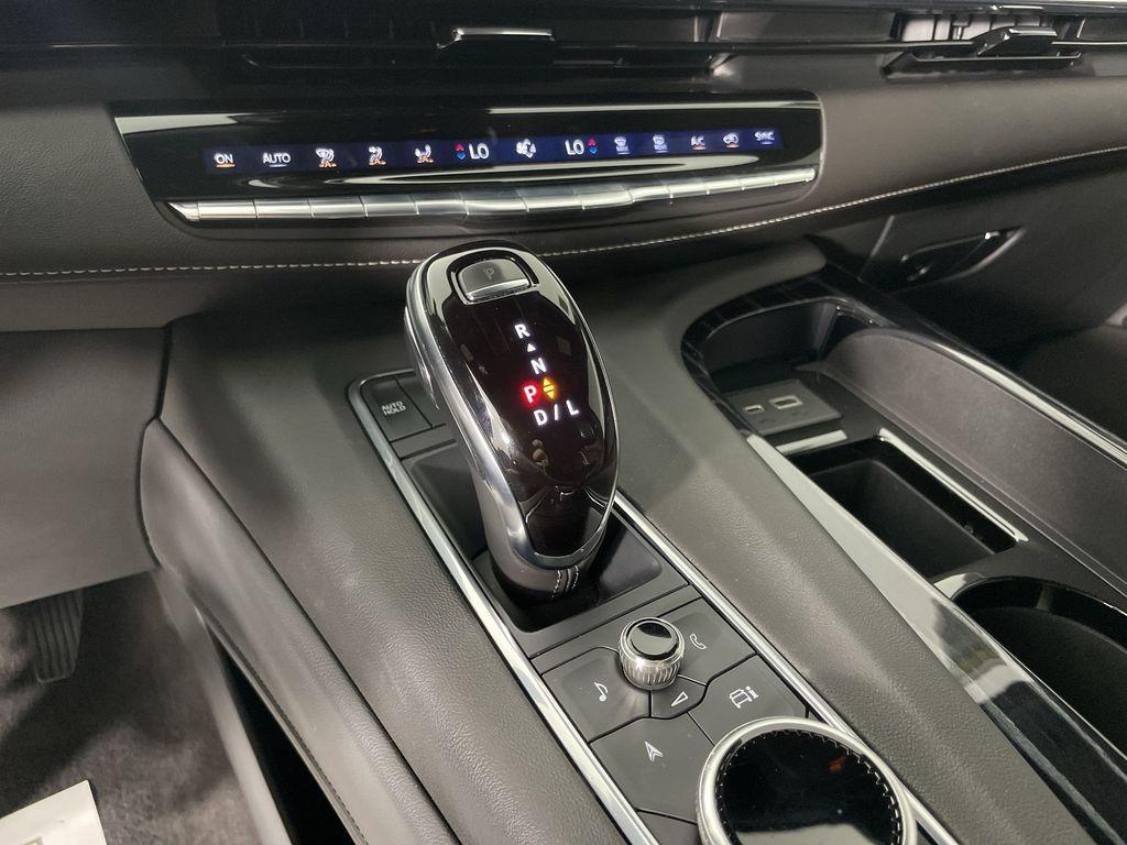 used 2022 Cadillac Escalade car, priced at $71,515