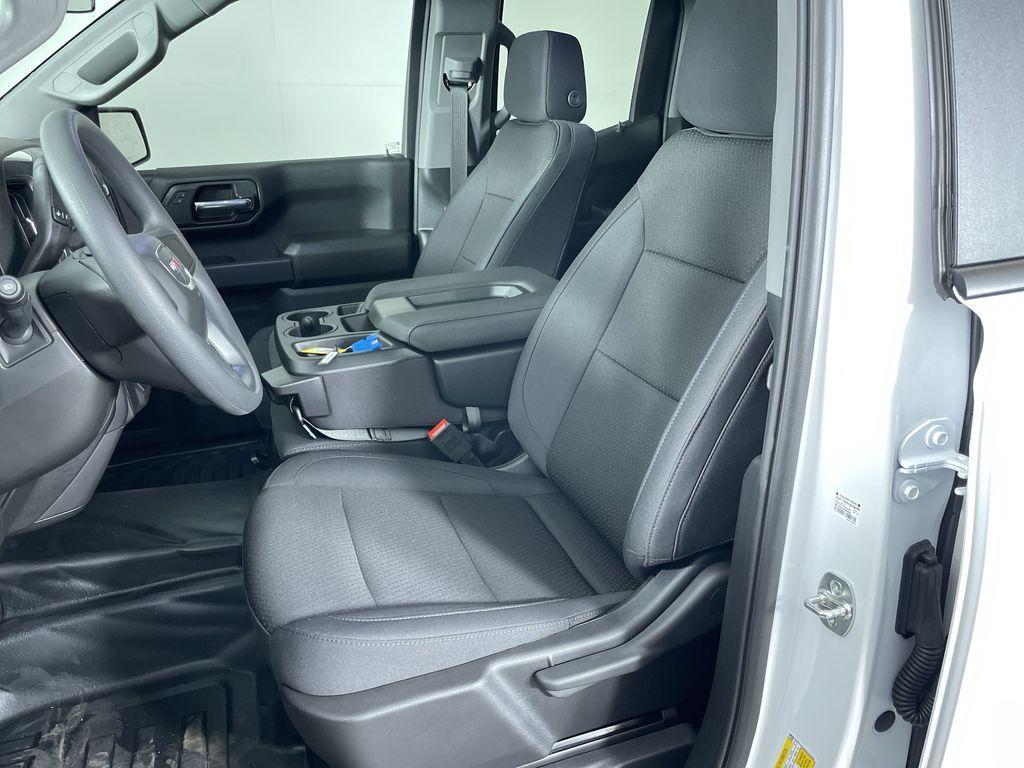 new 2025 GMC Sierra 1500 car, priced at $42,480