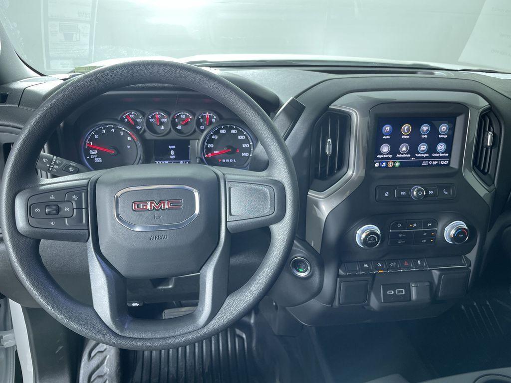 new 2025 GMC Sierra 1500 car, priced at $42,480