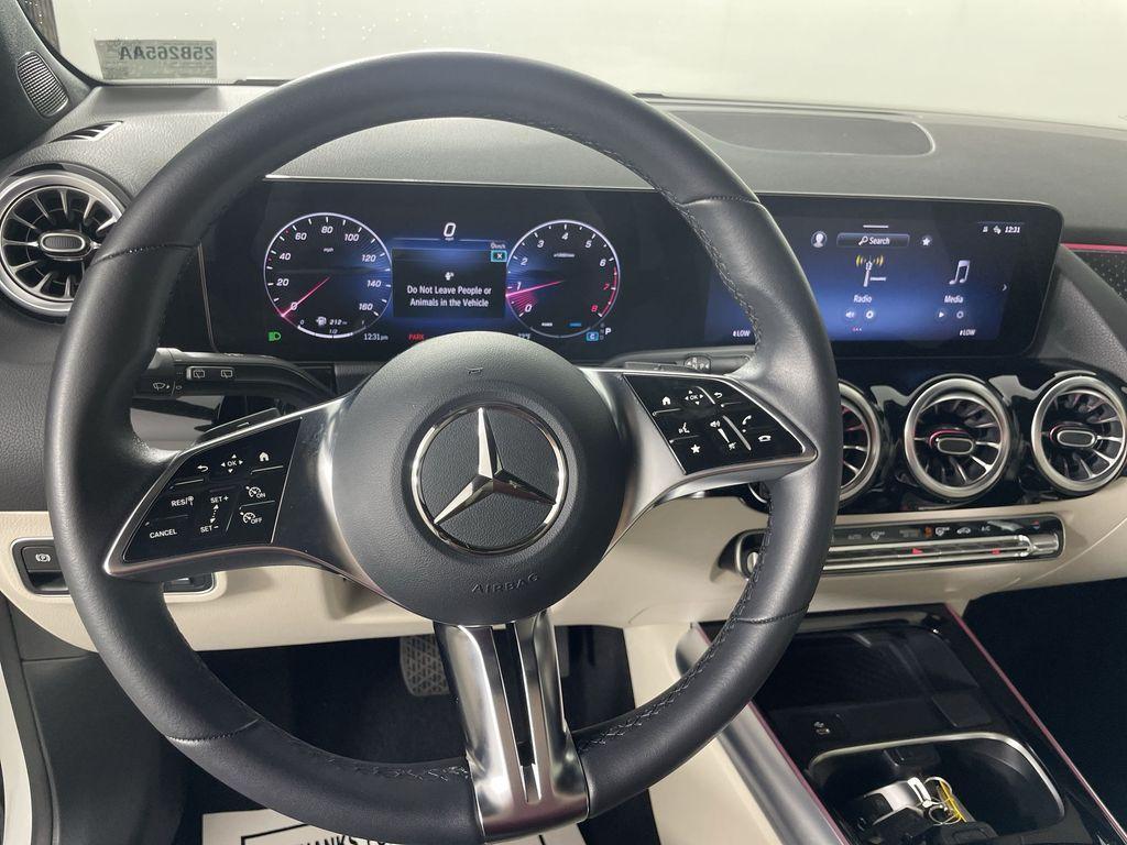 used 2025 Mercedes-Benz GLA 250 car, priced at $37,026