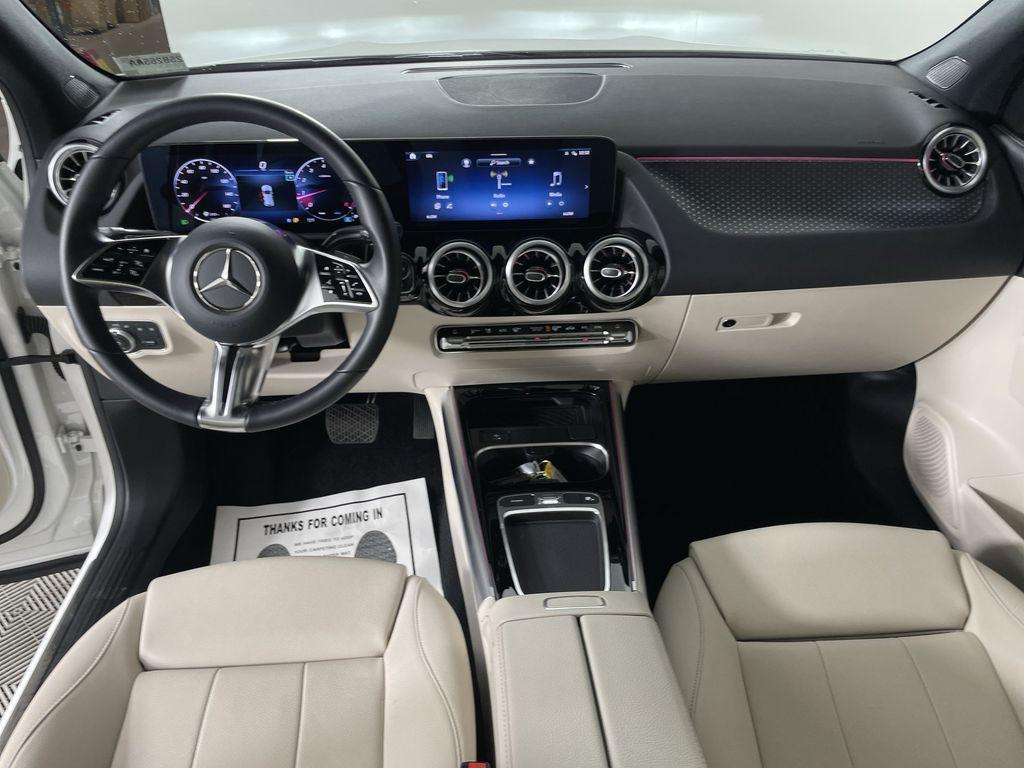 used 2025 Mercedes-Benz GLA 250 car, priced at $37,026
