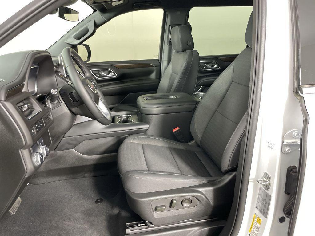 used 2024 GMC Yukon XL car, priced at $56,900
