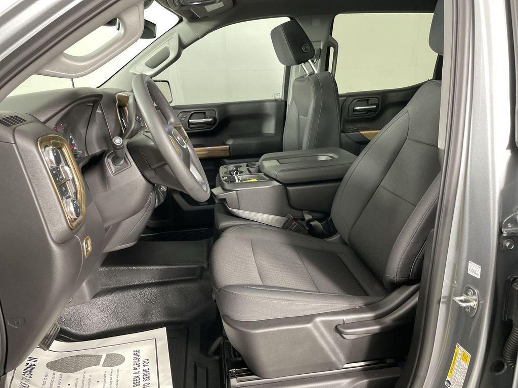 used 2024 GMC Sierra 1500 car, priced at $39,928
