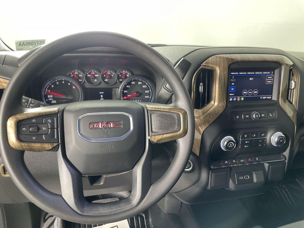 used 2024 GMC Sierra 1500 car, priced at $39,928