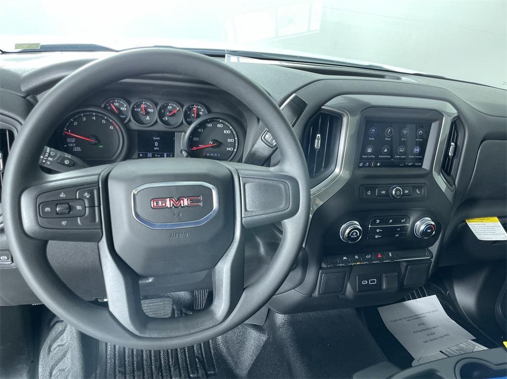 new 2025 GMC Sierra 1500 car, priced at $43,257