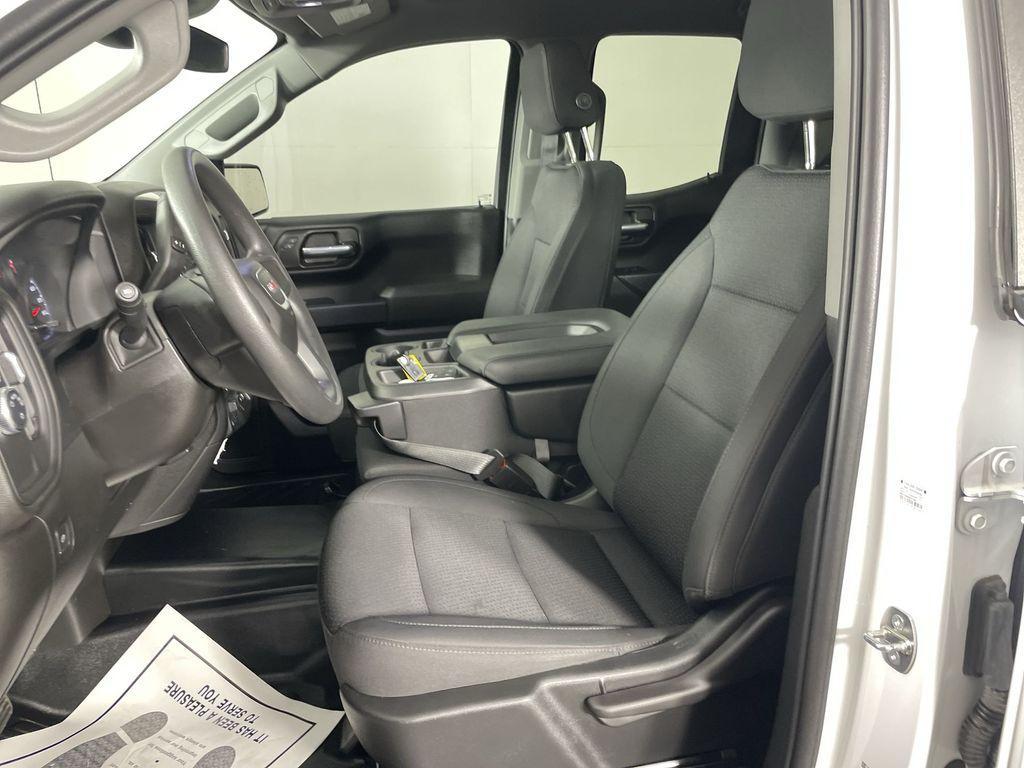 used 2023 GMC Sierra 1500 car, priced at $34,318
