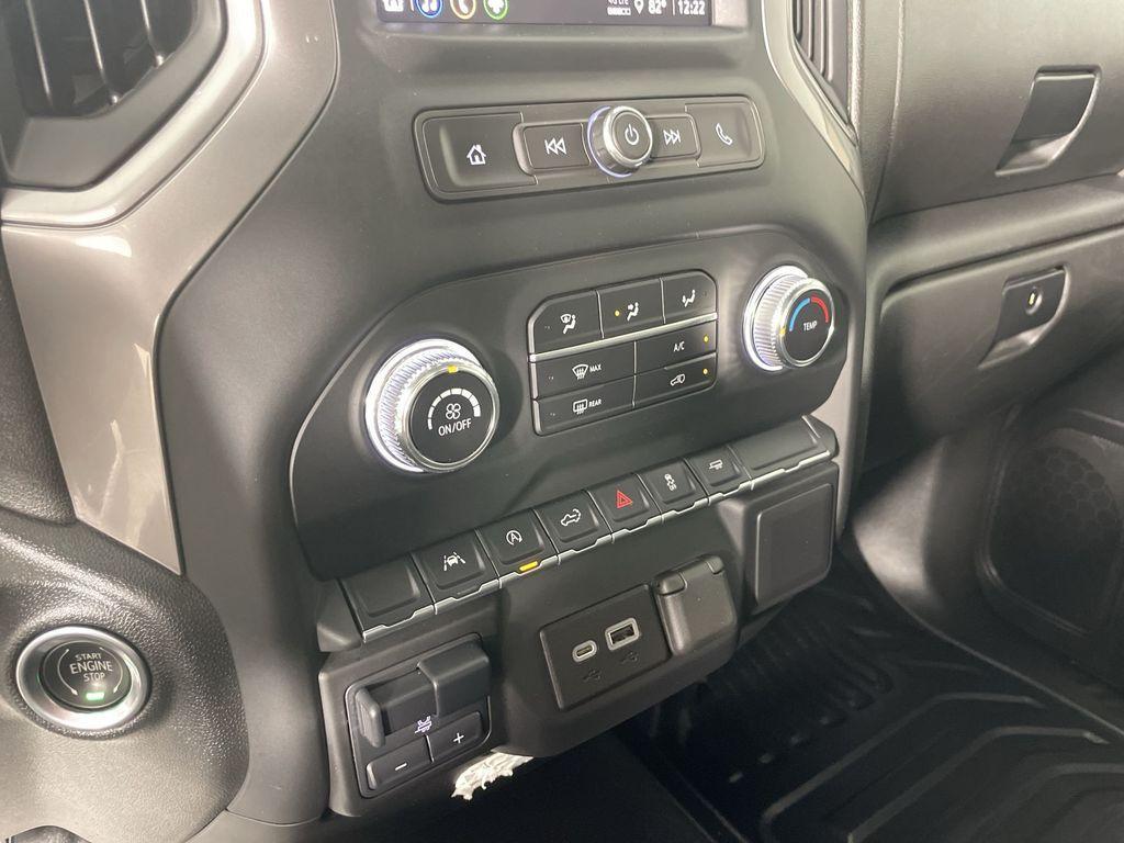 used 2023 GMC Sierra 1500 car, priced at $34,318