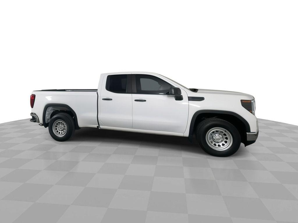 used 2023 GMC Sierra 1500 car, priced at $34,318