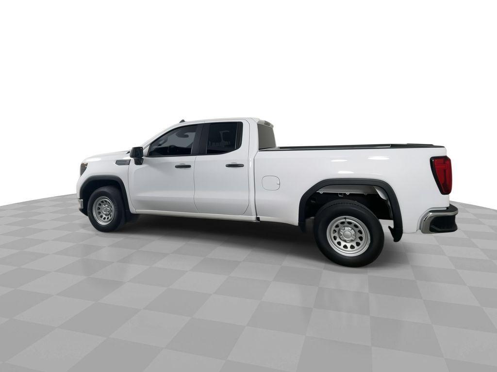 used 2023 GMC Sierra 1500 car, priced at $34,318