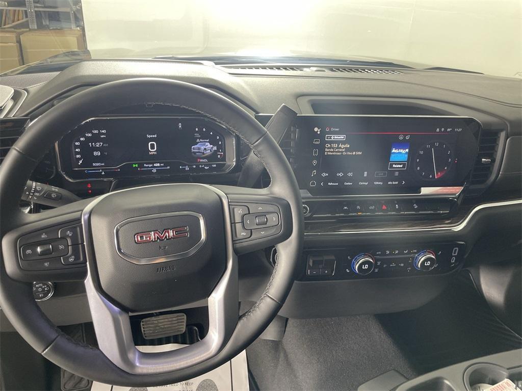 new 2024 GMC Sierra 1500 car, priced at $57,945