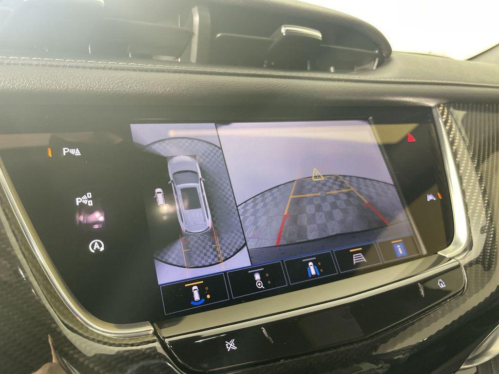 used 2022 Cadillac XT6 car, priced at $44,335