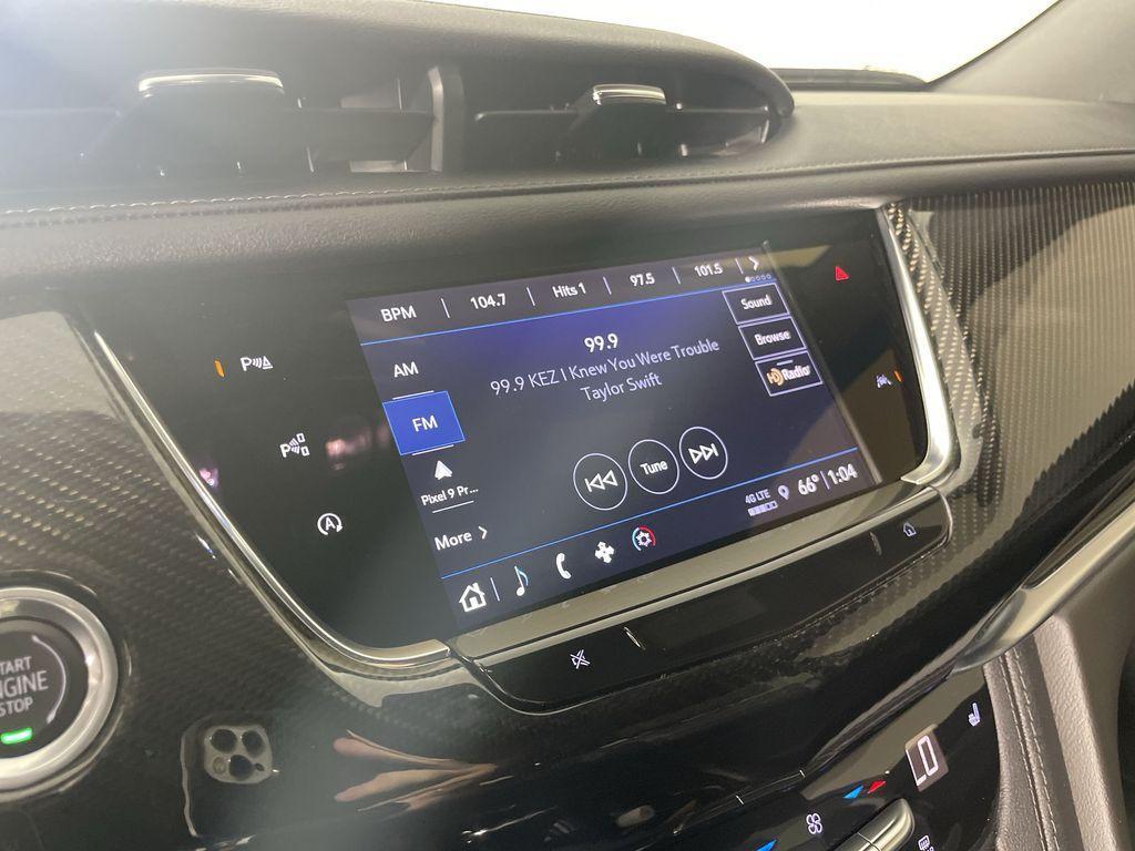 used 2022 Cadillac XT6 car, priced at $44,335