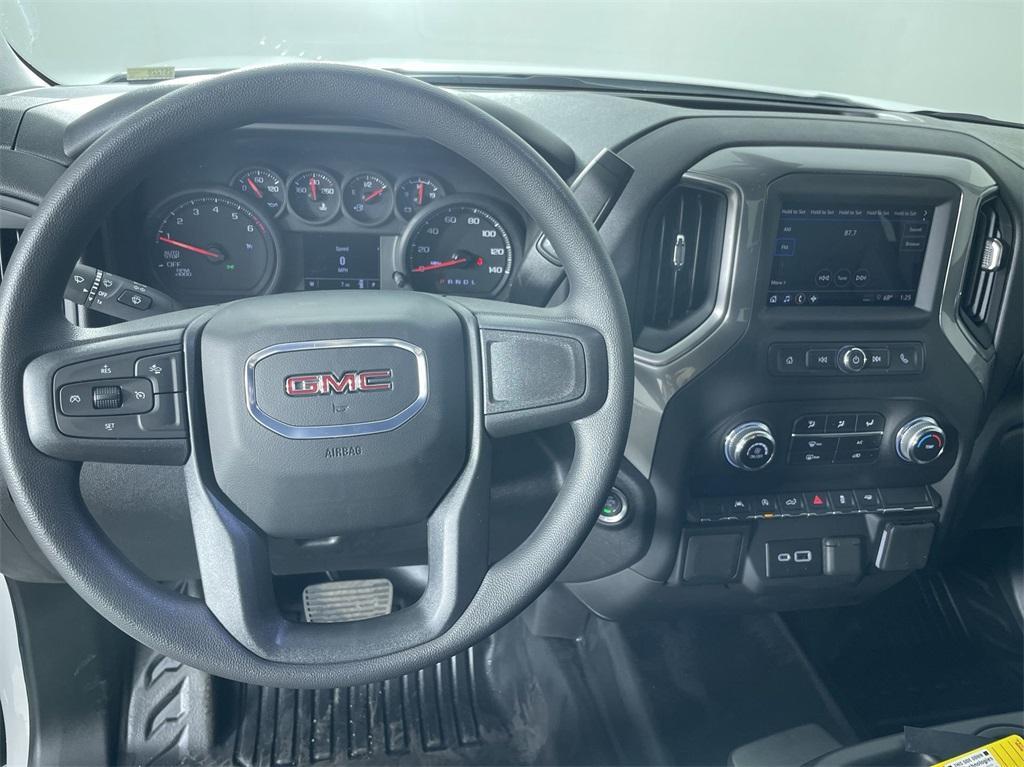 new 2025 GMC Sierra 1500 car, priced at $41,795