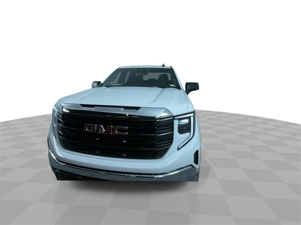 new 2025 GMC Sierra 1500 car, priced at $45,430