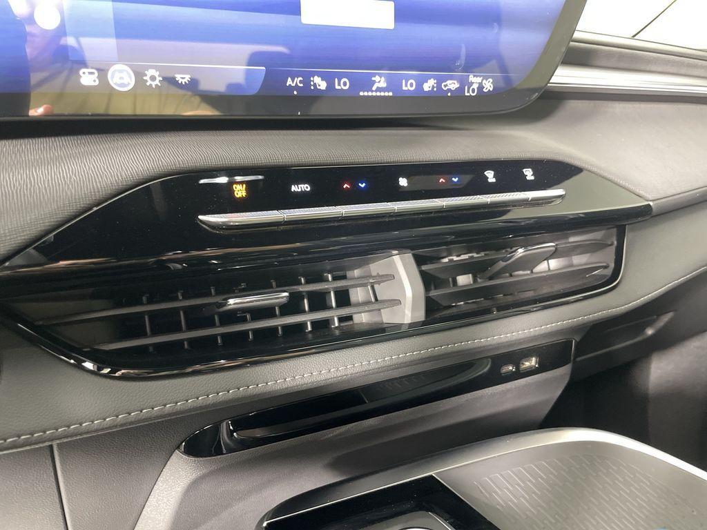 new 2025 Buick Enclave car, priced at $49,480