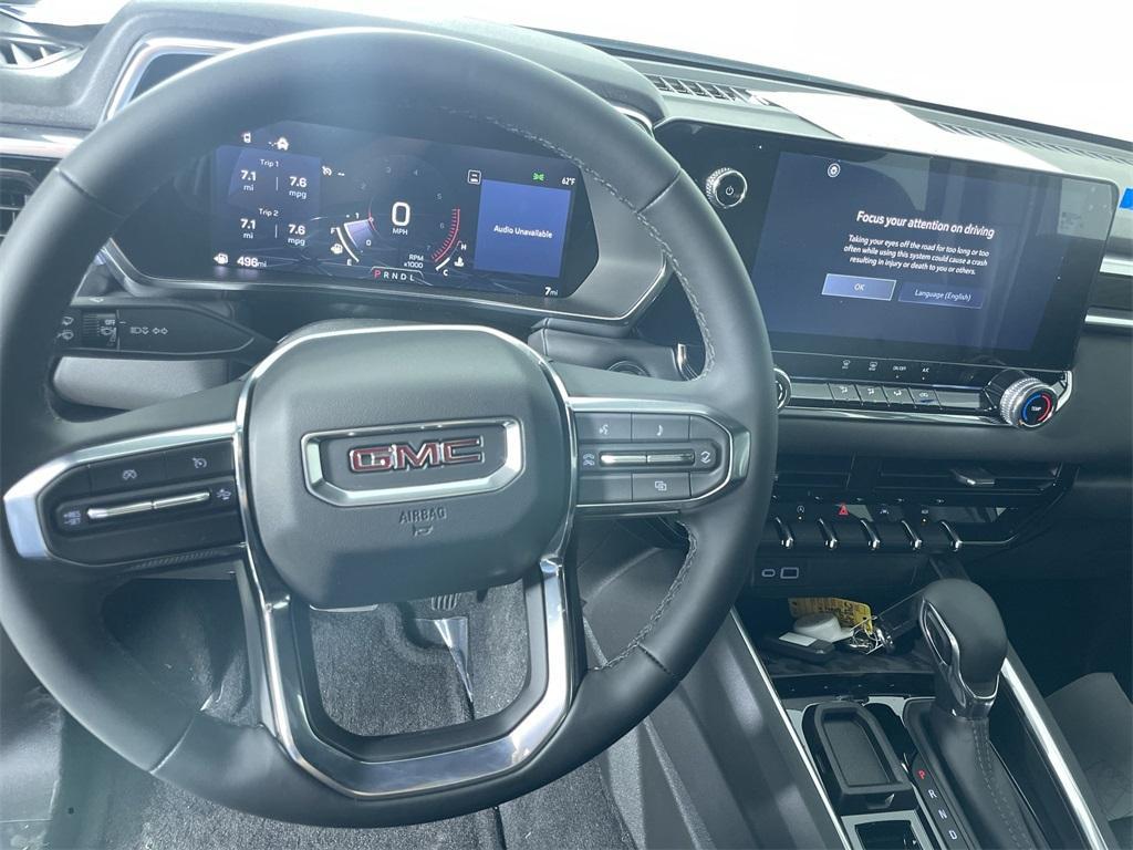 new 2025 GMC Canyon car, priced at $39,995