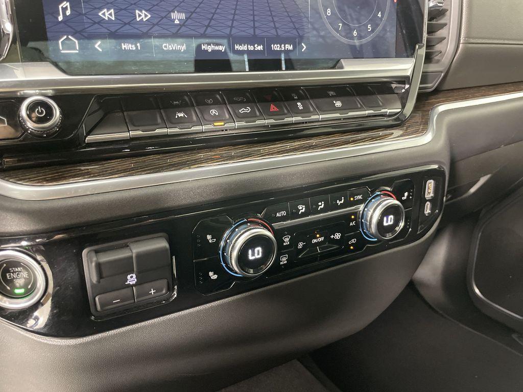 used 2023 GMC Sierra 1500 car, priced at $39,000