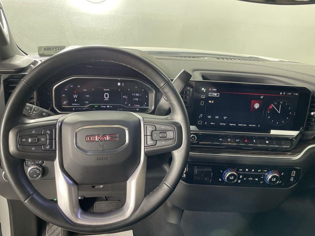 used 2023 GMC Sierra 1500 car, priced at $39,000