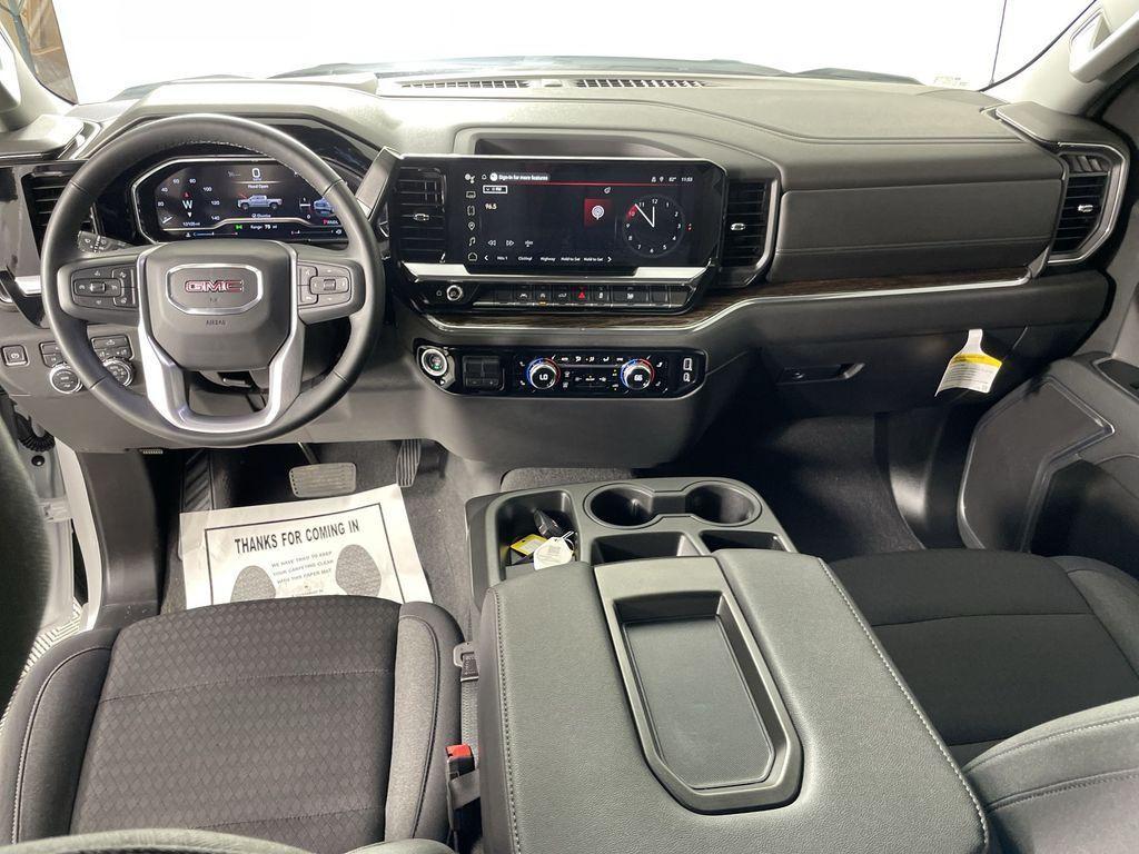 used 2025 GMC Sierra 1500 car, priced at $47,647