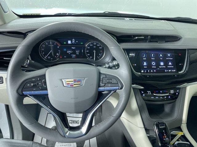 used 2025 Cadillac XT6 car, priced at $55,900