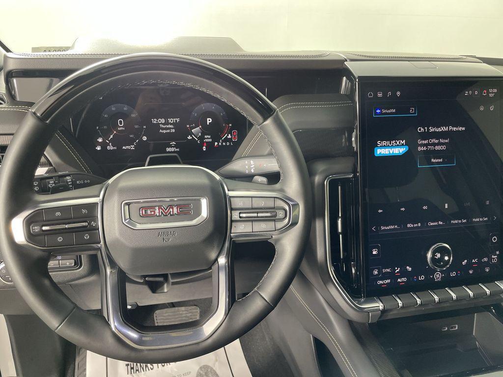used 2025 GMC Yukon car, priced at $73,000