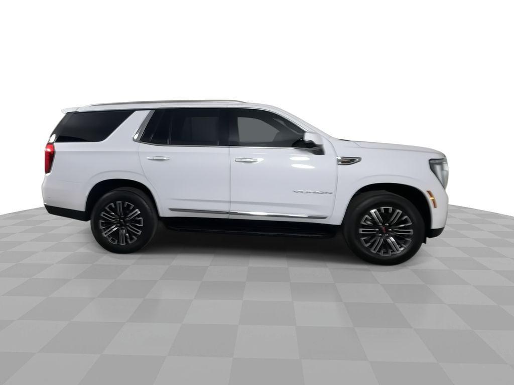 used 2025 GMC Yukon car, priced at $73,000