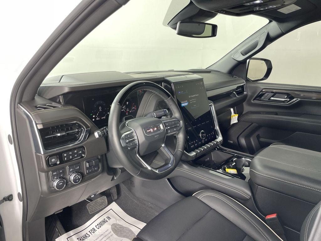 used 2025 GMC Yukon car, priced at $73,000