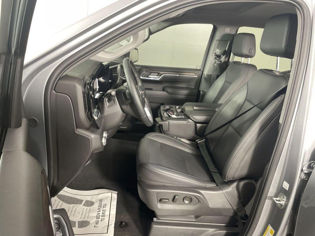 used 2025 GMC Sierra 1500 car, priced at $54,708