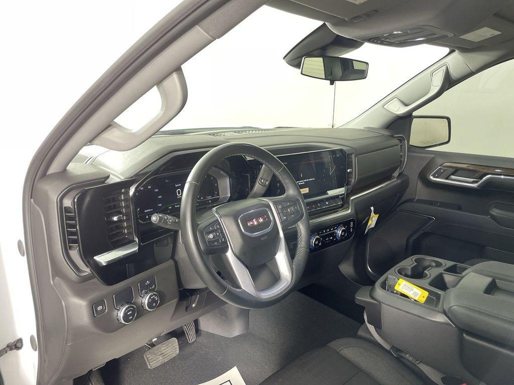 used 2024 GMC Sierra 1500 car, priced at $41,063