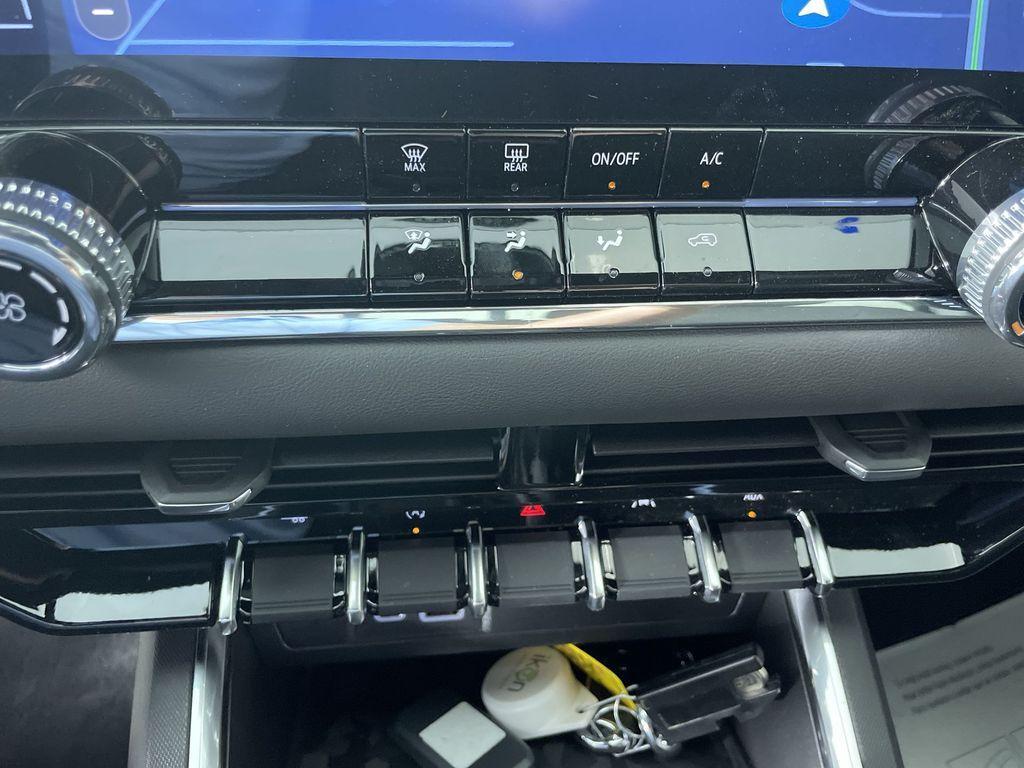 used 2025 GMC Canyon car, priced at $36,687