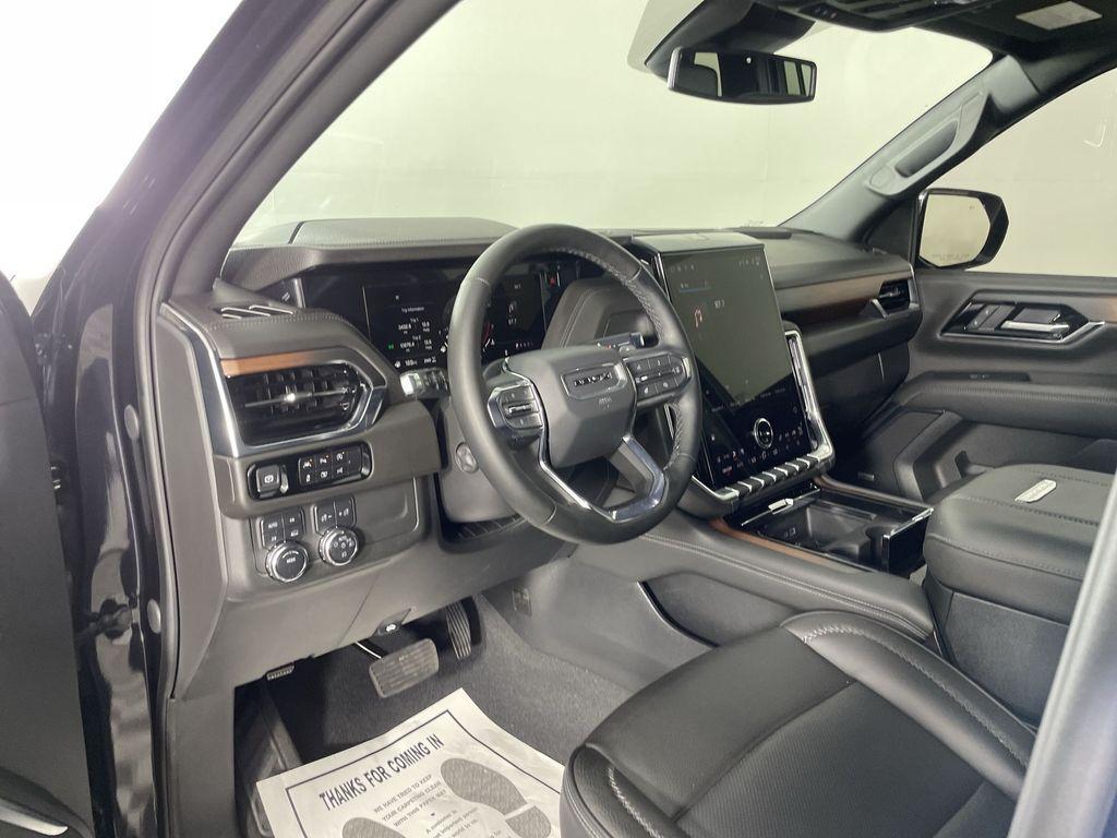 used 2025 GMC Yukon XL car, priced at $87,999